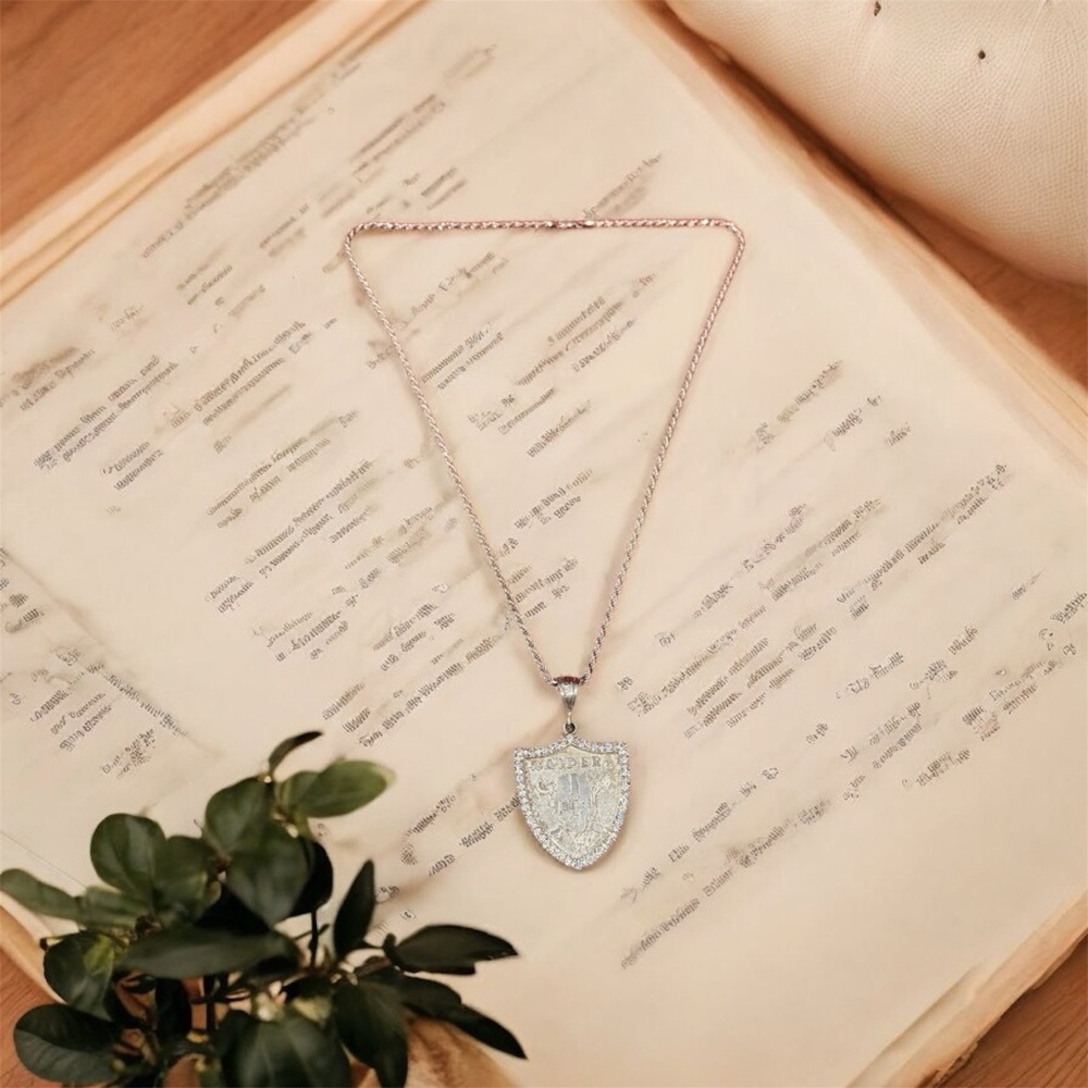 Vintage Italian silver chain with pendant 925 sample 46,9g